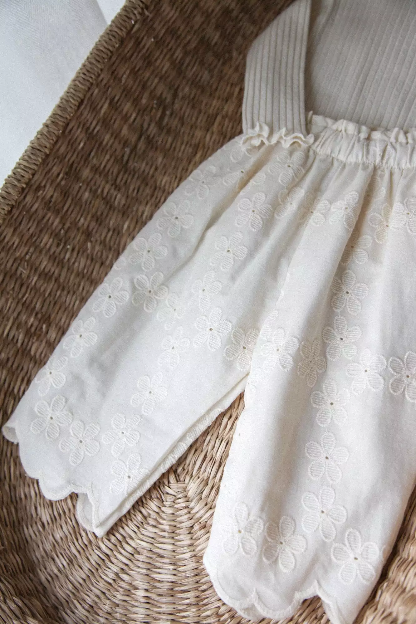 Cream Daisy Embroidered Culottes