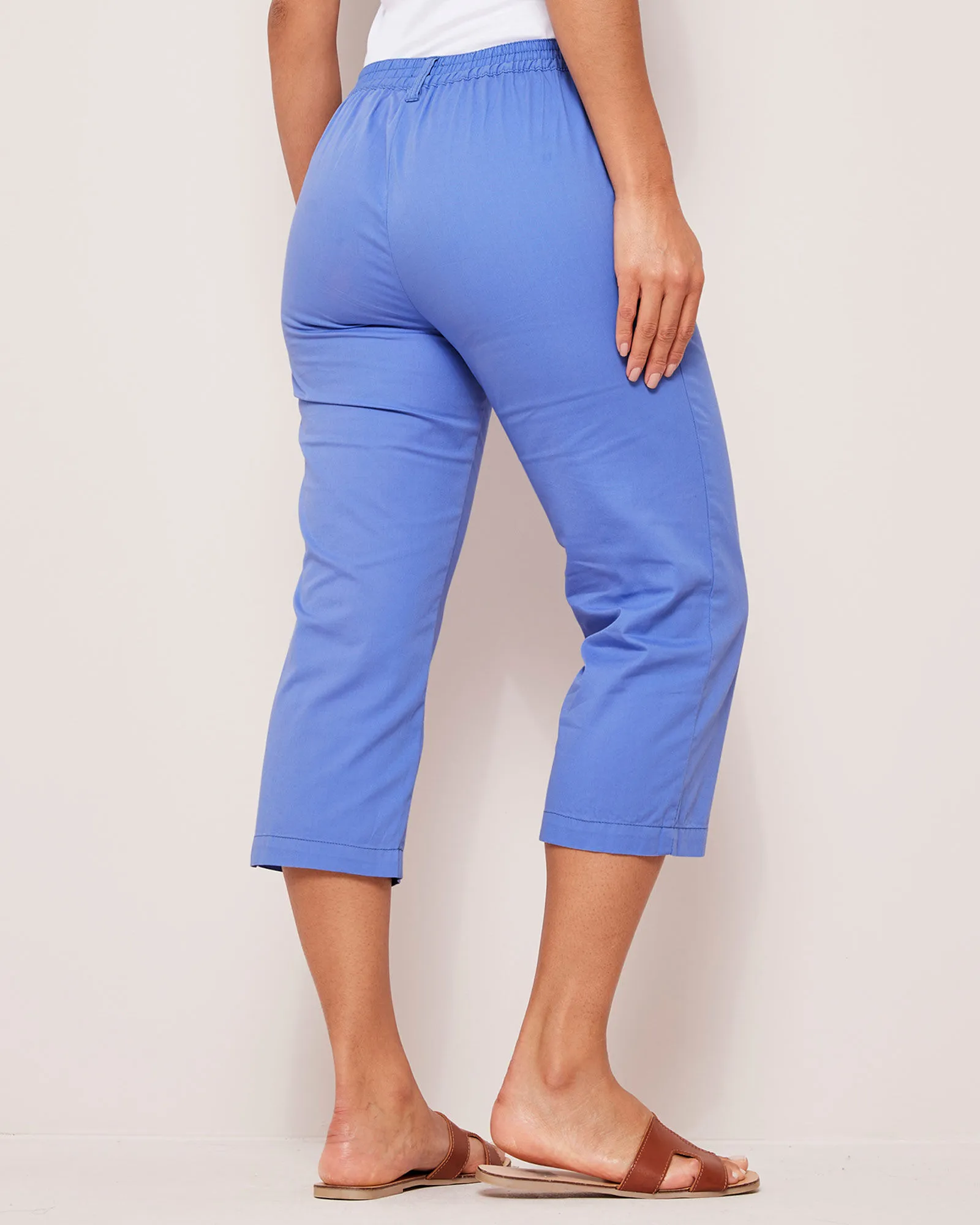 Everyday Straight-Leg Crop Trousers