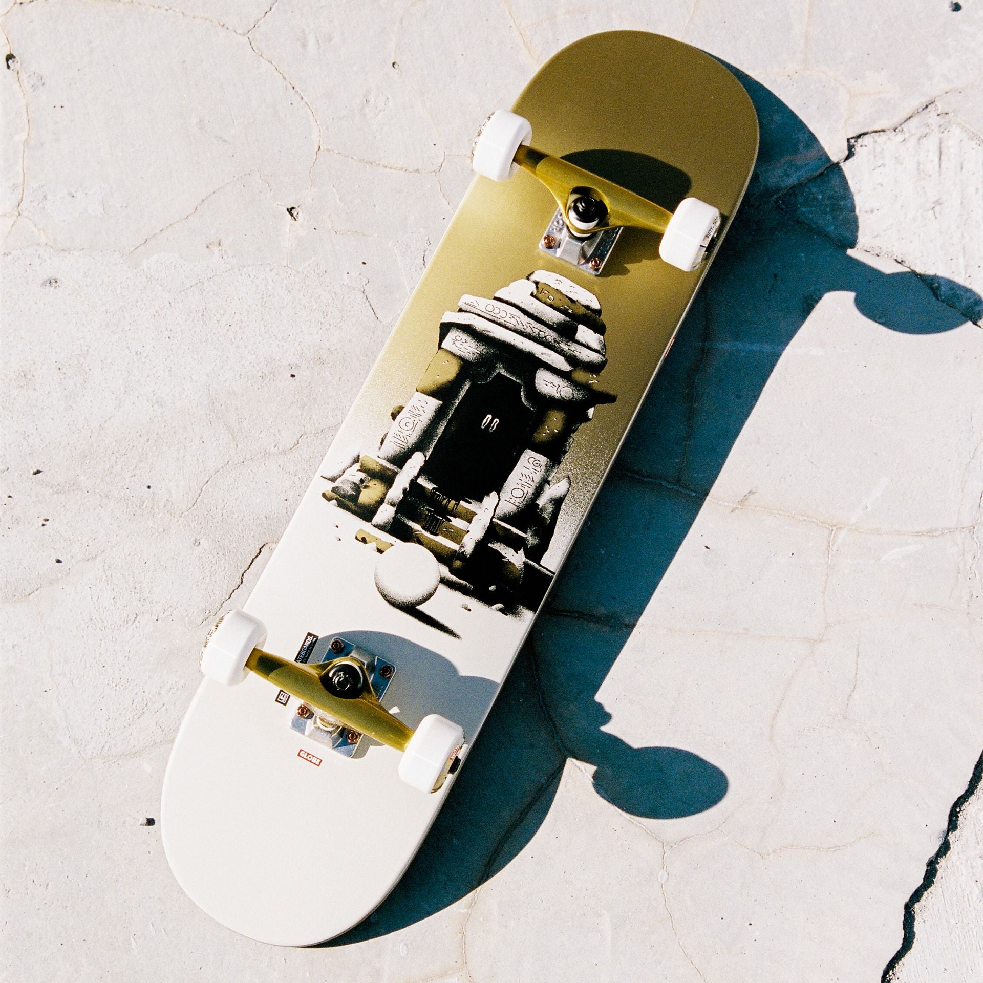 G2 On the Brink - Shelter - 8.0 Complete Skateboard