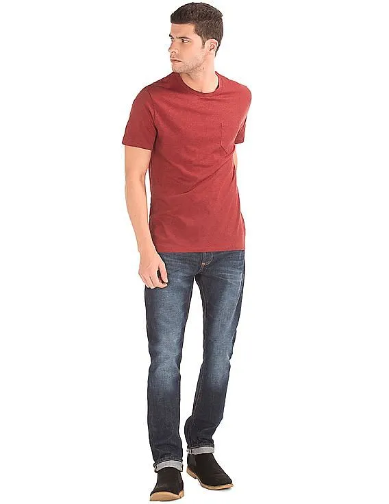 GAP Men Red Crewneck Pocket Tee