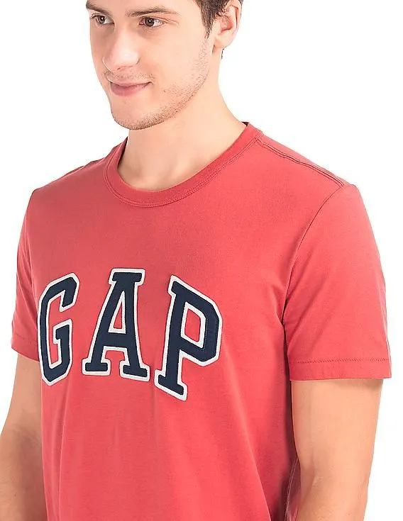 GAP Men Red Logo Crew Neck Tee