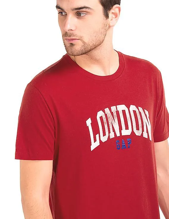 GAP Men Red Short Sleeve London City Tee