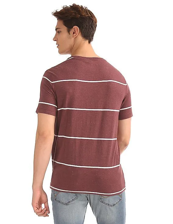 GAP Men Red Striped Logo Tee