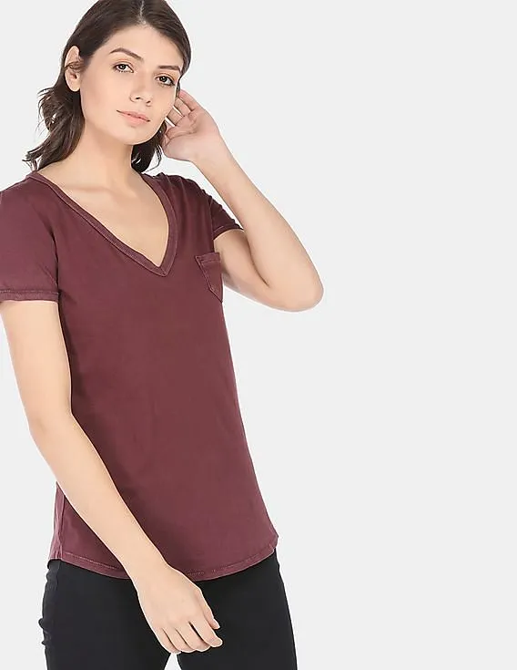 GAP Women Red Vintage Wash V-Neck Tee