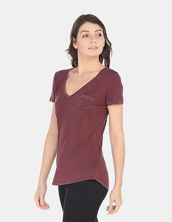 GAP Women Red Vintage Wash V-Neck Tee