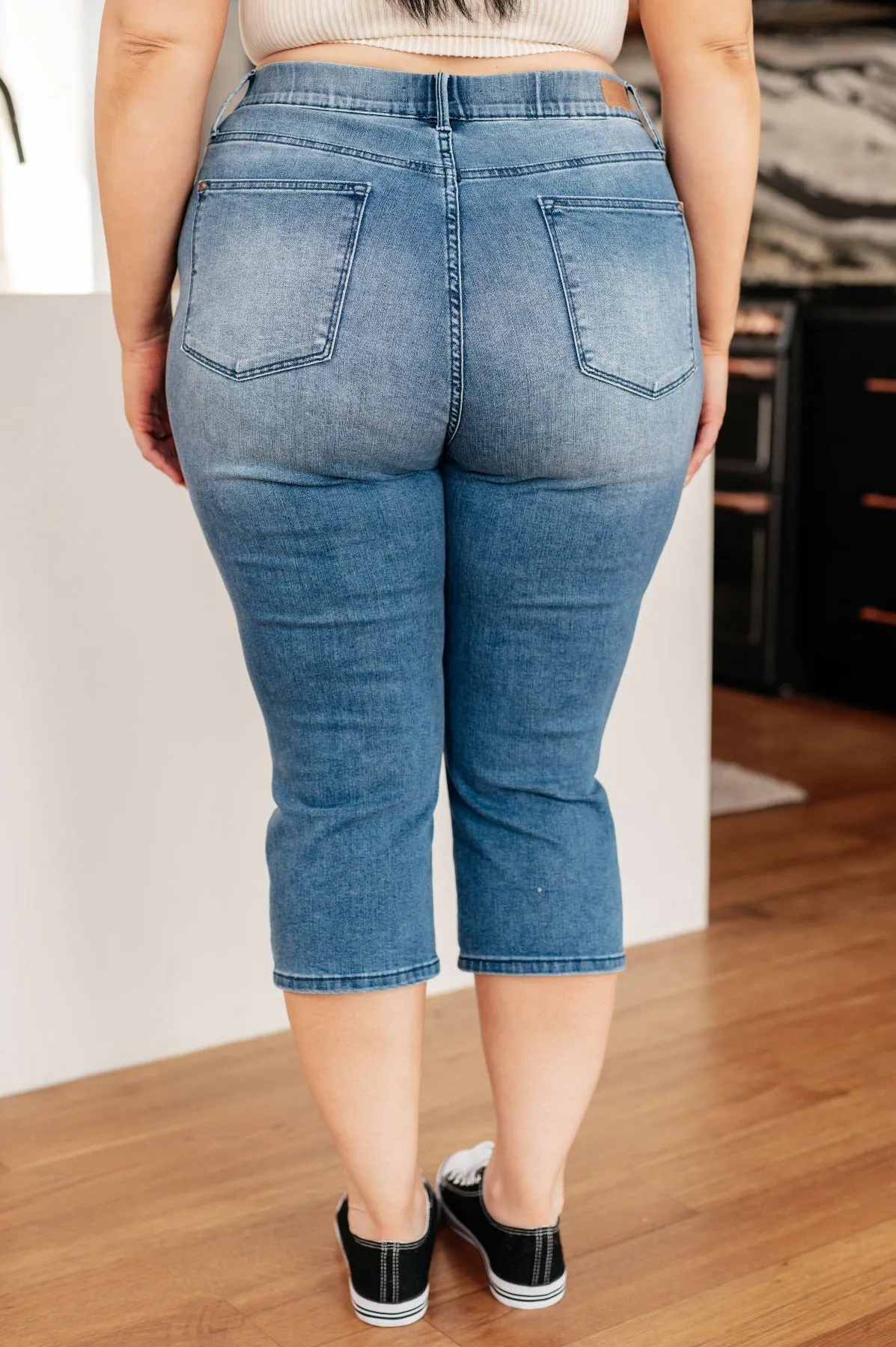 High Rise Pull On Capri Jeans