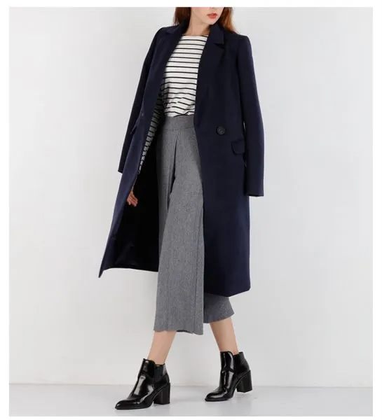 Long wool coat for women with single button closure