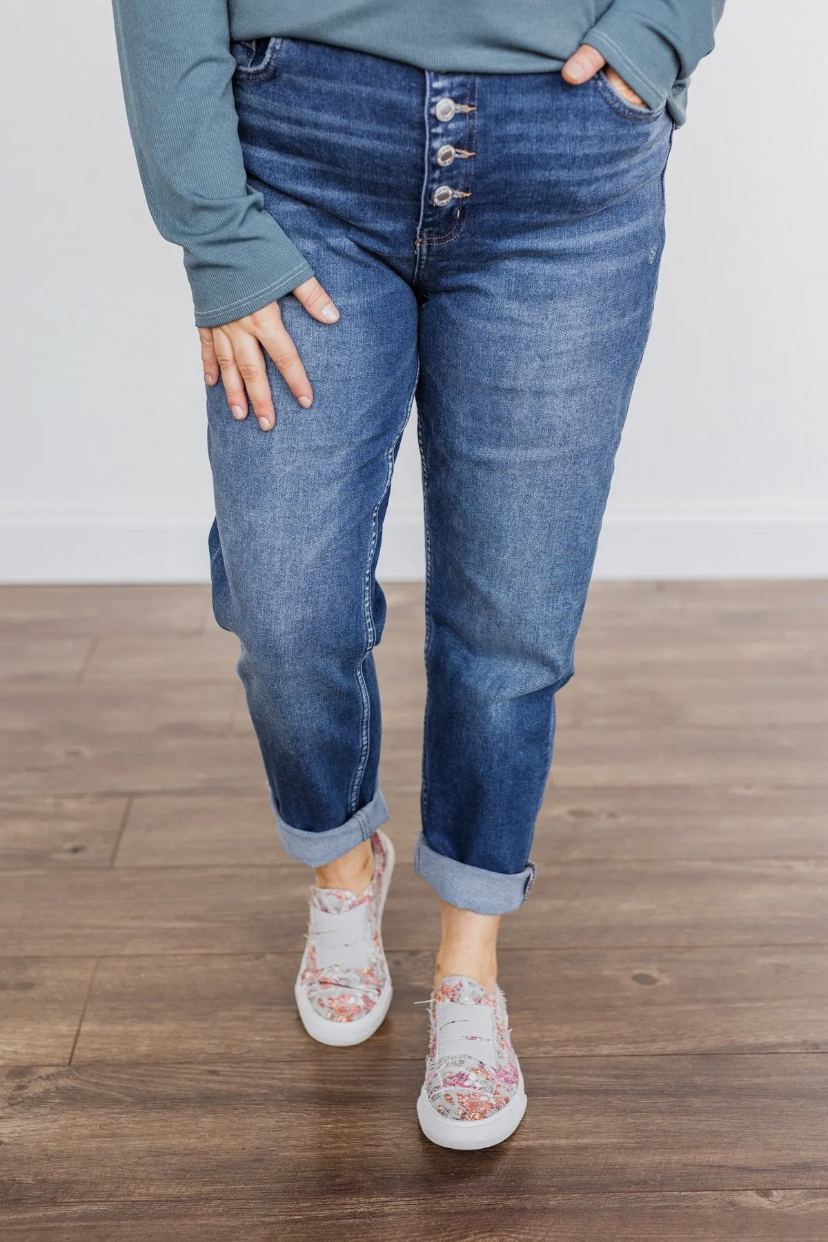 Vervet Stretch Mom Jeans- Sierra Wash