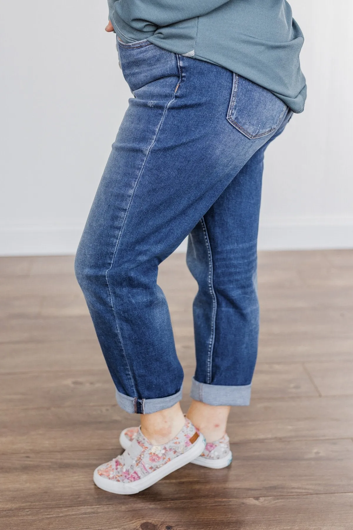 Vervet Stretch Mom Jeans- Sierra Wash