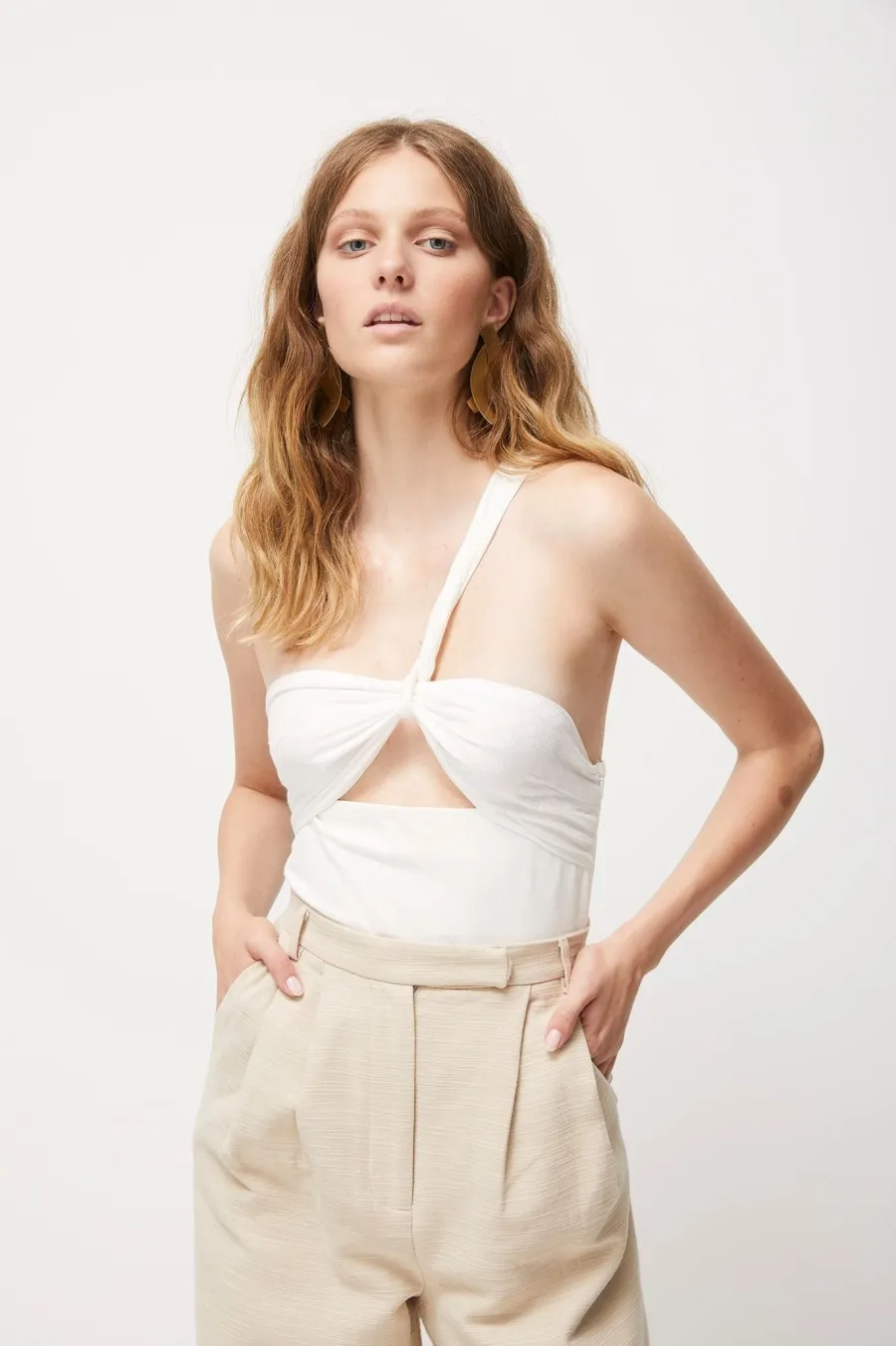 Women Atoir  | En Route Pants Sand